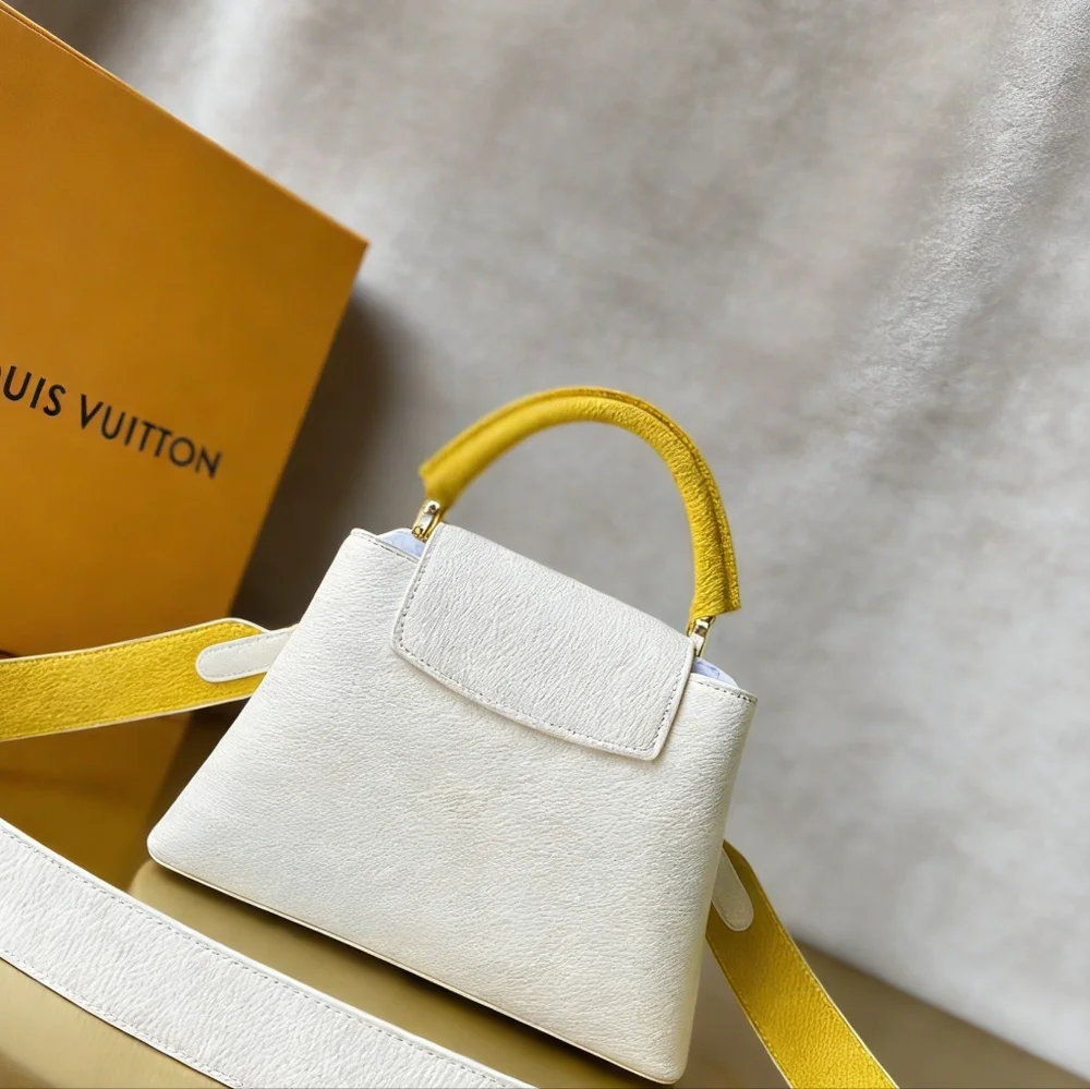 Louis Vuitton Capucines BB White - Picture 6 of 6
